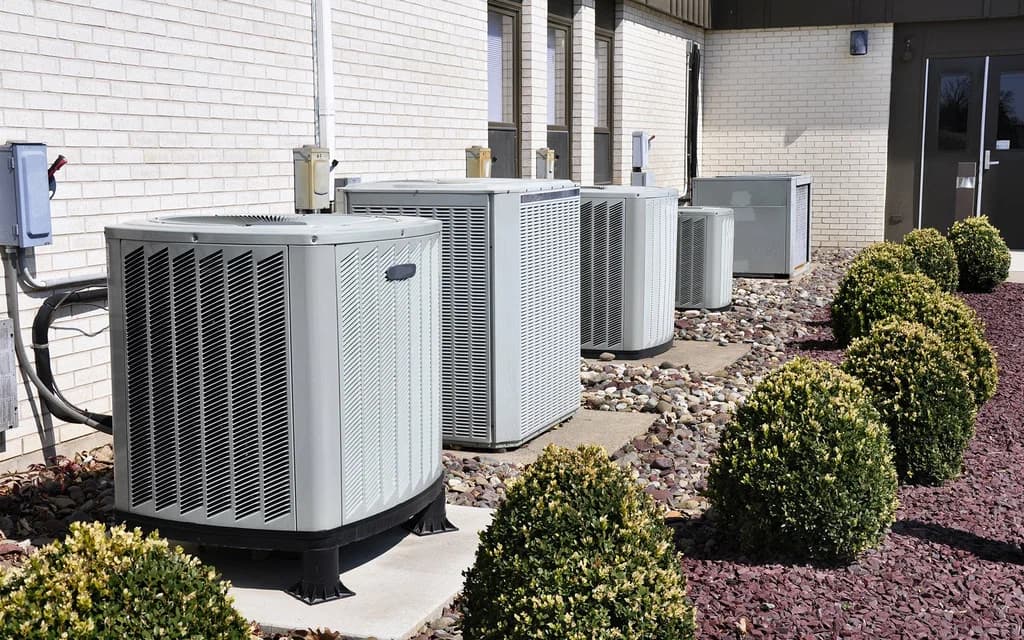 Multi unit outdoor cooling installation